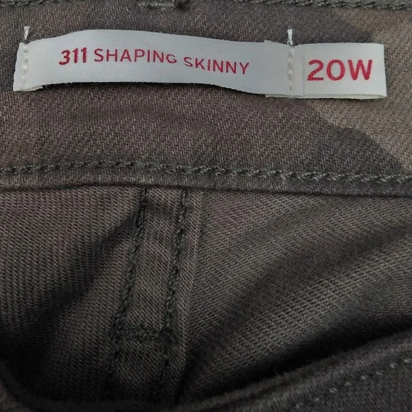 NWT Levi's 311 Womens Size 20W Shaping Skinny Jeans Camouflage - Picture 8 of 10